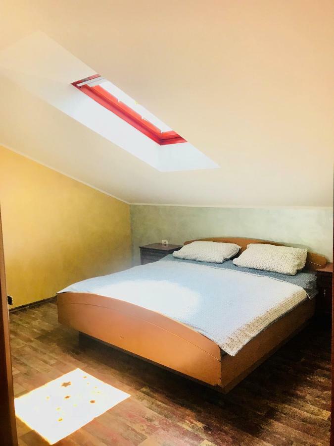 Apartments Vidovic Cezarji Экстерьер фото