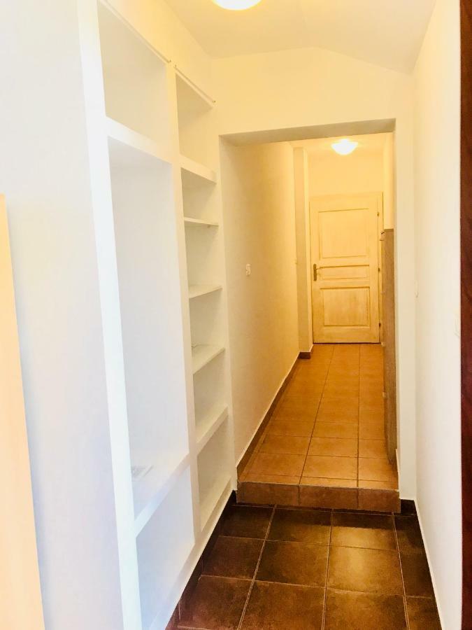 Apartments Vidovic Cezarji Экстерьер фото